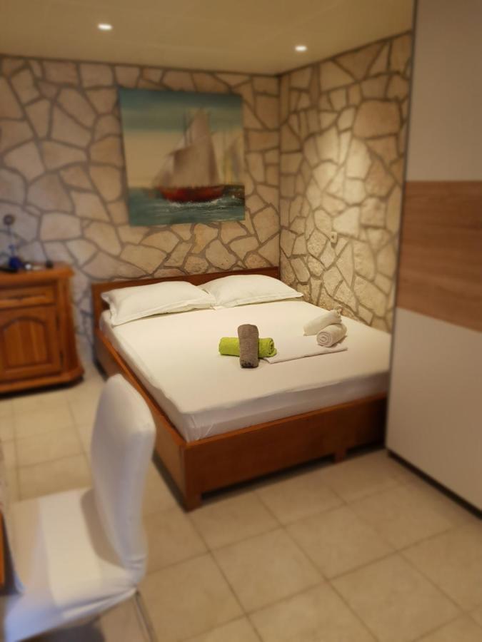 Studio Apartment Jelinek Brela Kültér fotó