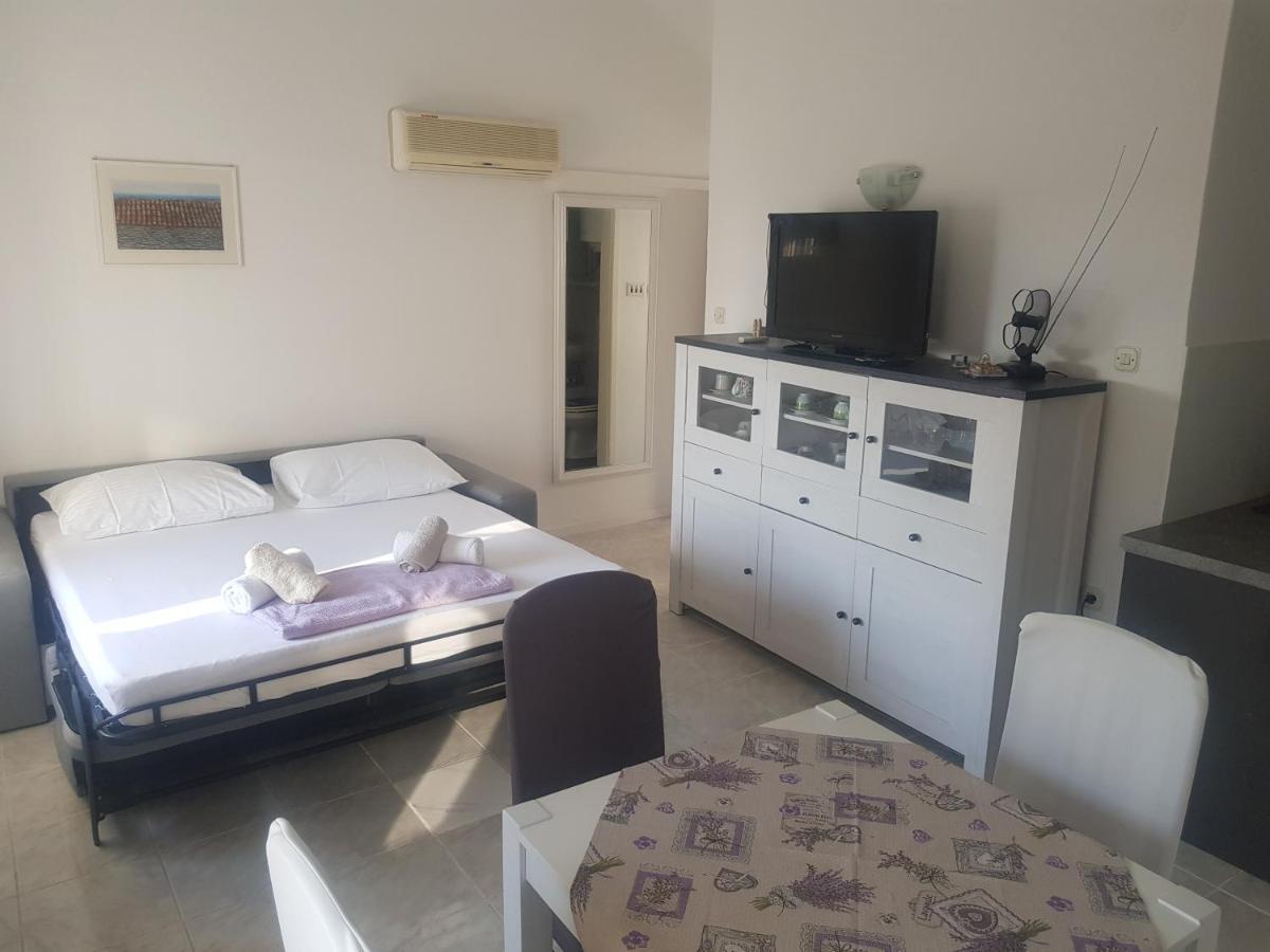 Studio Apartment Jelinek Brela Szoba fotó